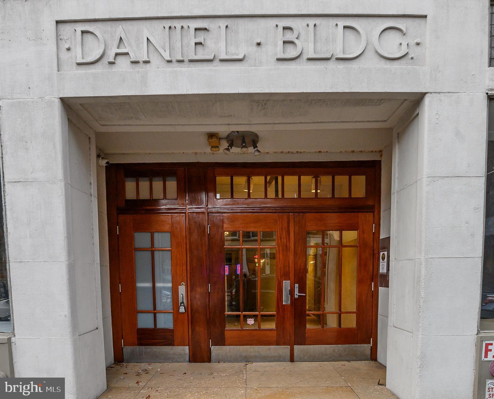 20 North 3rd Street, Unit 302 Philadelphia, PA 19106 - Photo 1 of 17