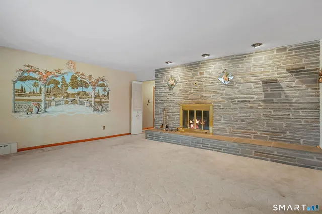 $499,900 | 4487 Madison Avenue, Trumbull, CT 06611