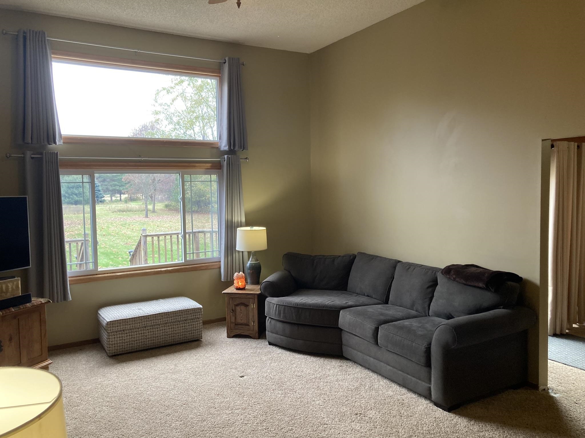4326 Center Road Flint, MI 48506 - Photo 6 of 49