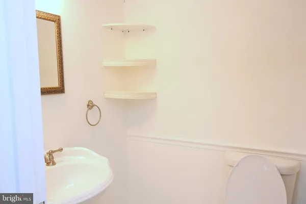 $2,300 | 210 James Court, Marlton, NJ 08053