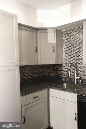 $2,300 | 210 James Court, Marlton, NJ 08053