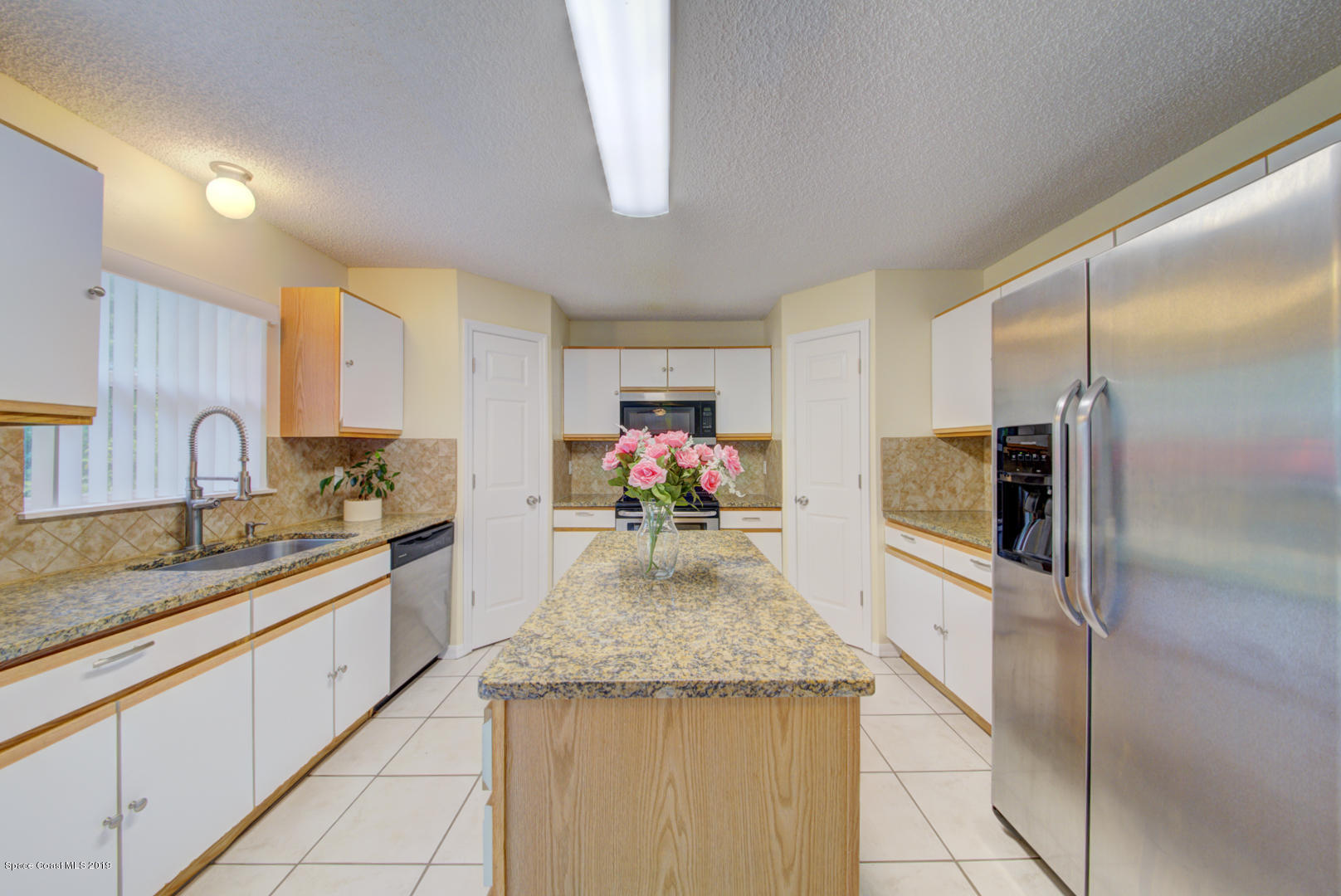 787 Raleigh Road Southeast Palm Bay, FL 32909 - Photo 16 of 51 Kitchen