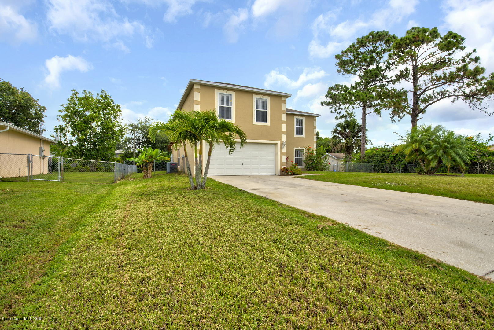 787 Raleigh Road Southeast Palm Bay, FL 32909 - Photo 51 of 51 Front of House Left