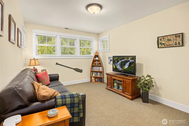 $980,000 | 18 Primrose Lane, Pacific Beach, WA 98571