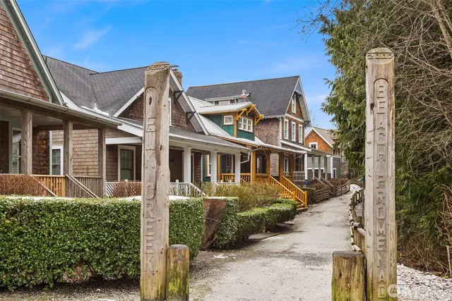 $980,000 | 18 Primrose Lane, Pacific Beach, WA 98571