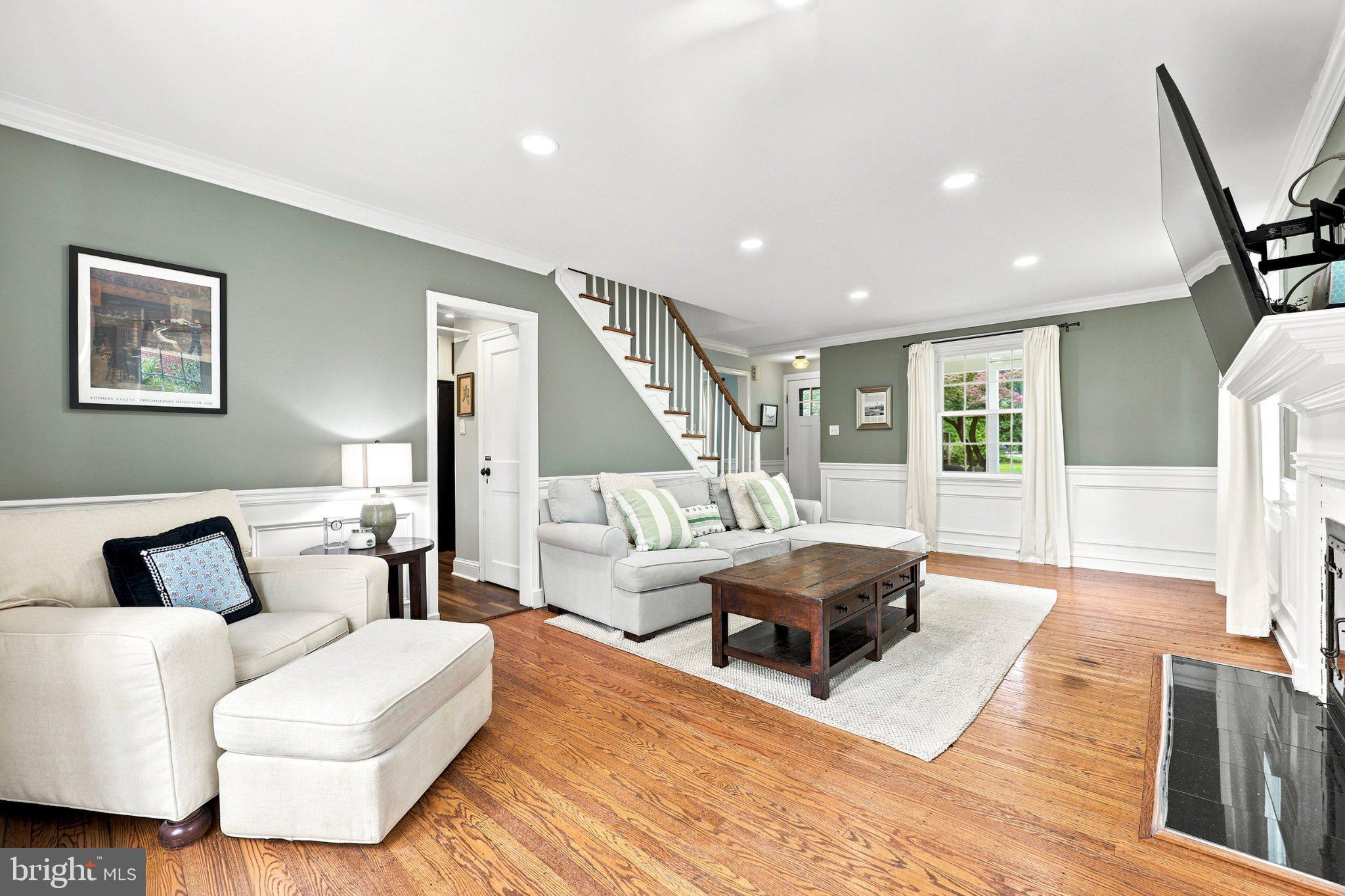 517 Lindley Road Glenside, PA 19038 - Photo 7 of 20