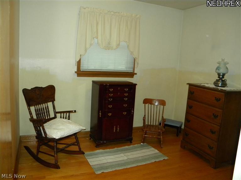 9745 Struthers Road New Middletown, OH 44442 - Photo 8 of 19 Bedroom #3 on 1st floor with double closet