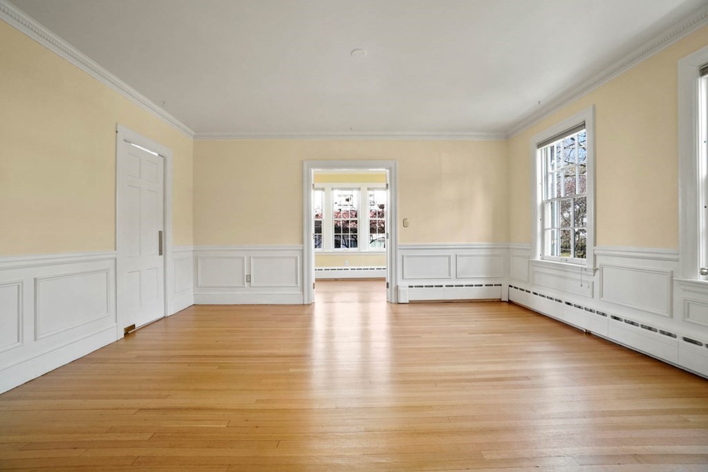 305 Buckminster Road Brookline, MA 02445 - Photo 15 of 41