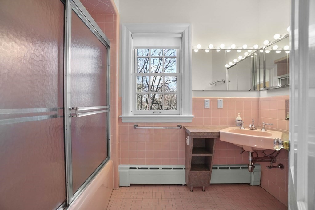 305 Buckminster Road Brookline, MA 02445 - Photo 24 of 41