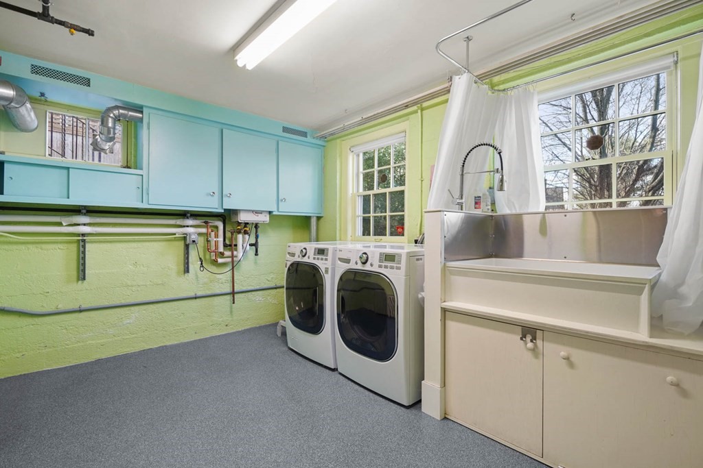 305 Buckminster Road Brookline, MA 02445 - Photo 37 of 41
