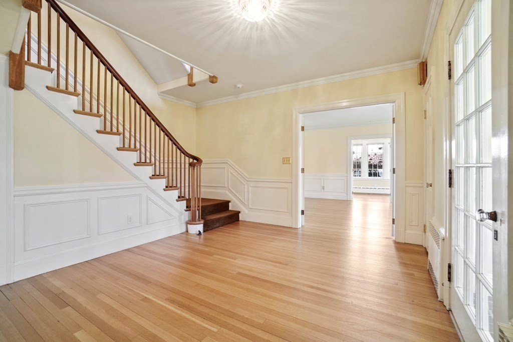 305 Buckminster Road Brookline, MA 02445 - Photo 6 of 41