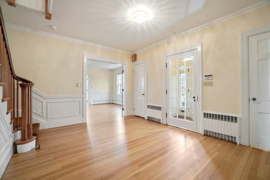 305 Buckminster Road Brookline, MA 02445 - Photo 8 of 41