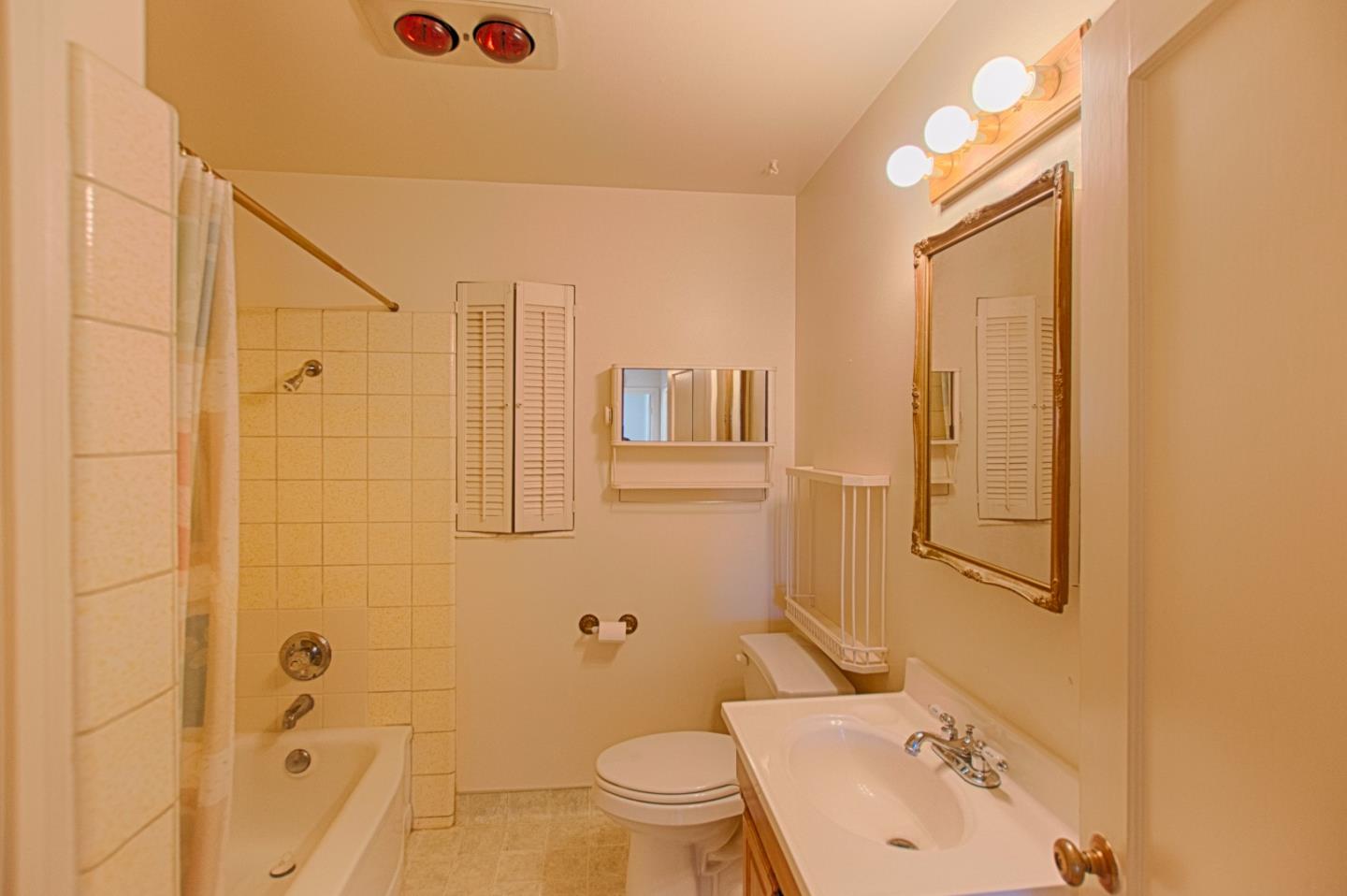 115 Arthur Road Watsonville, CA 95076 - Photo 14 of 19 Gallery Image 14