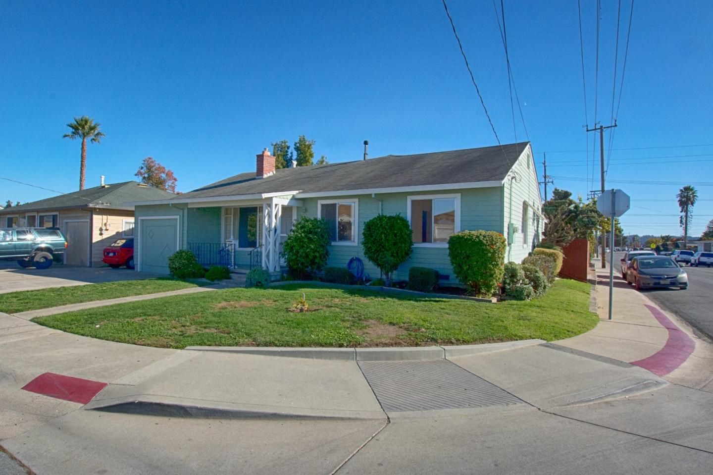 115 Arthur Road Watsonville, CA 95076 - Photo 2 of 19 Gallery Image 2