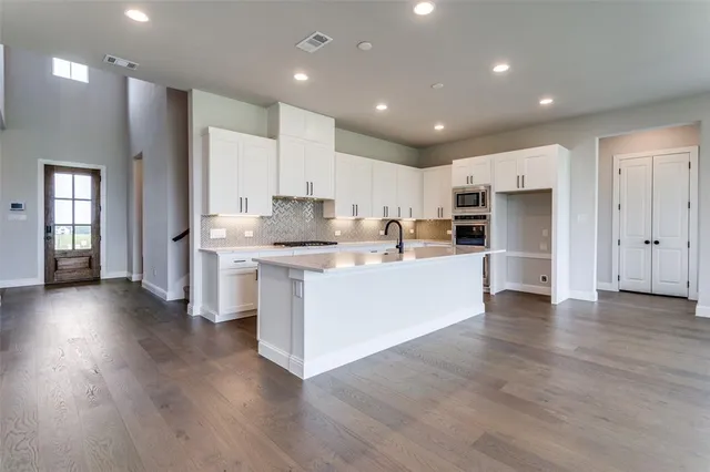 $3,000 | 709 Lexington Lane, Nevada, TX 75173