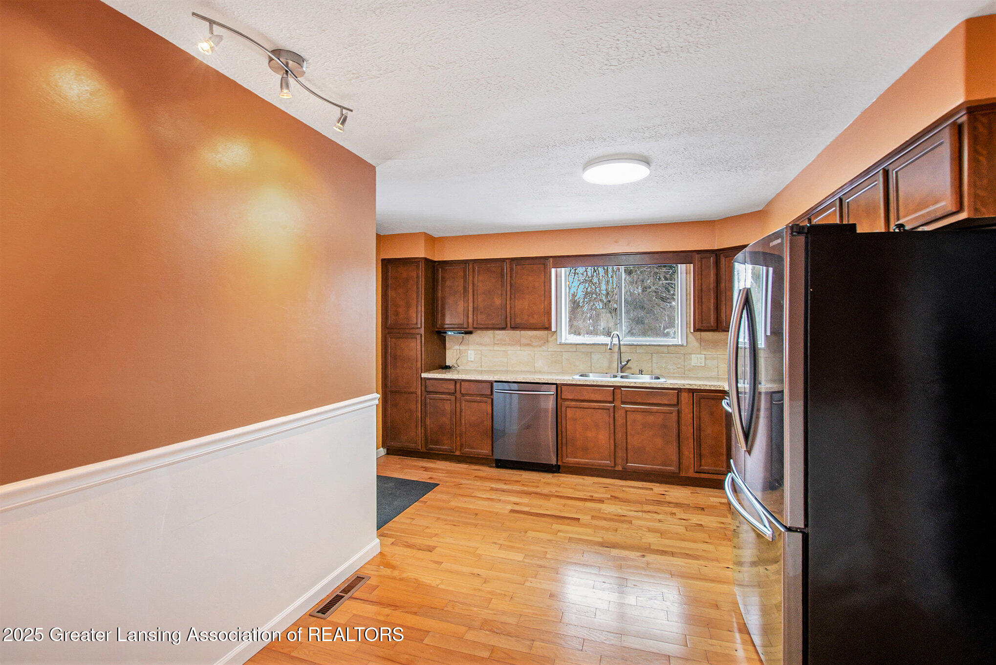 10281 Stoll Road Haslett, MI 48840 - Photo 9 of 30 009__ndp3159_624