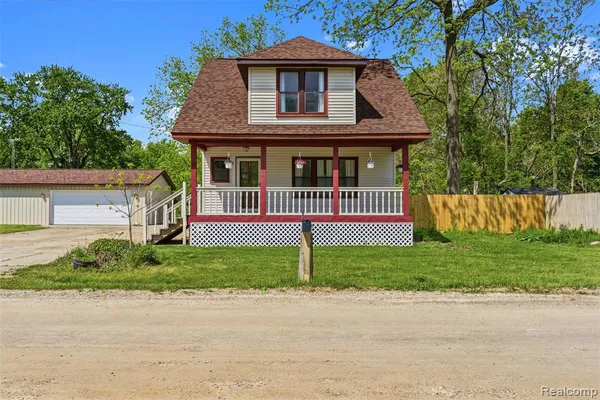 $229,900 | 7489 Brockway Street, Mount Morris, MI 48458