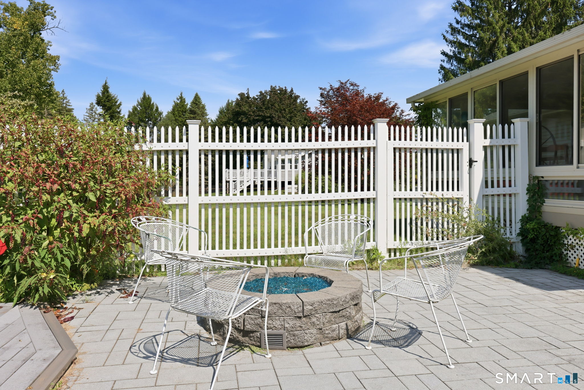 57 Shaker Road Somers, CT 06071 - Photo 12 of 40 Gallery Image 12
