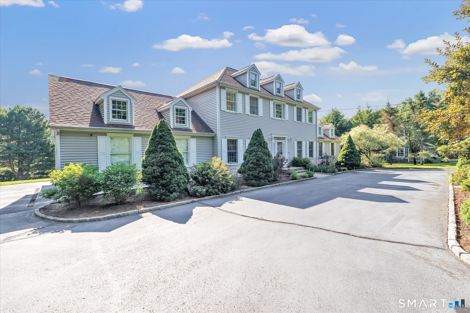 176 Cutler's Farm Road Monroe, CT 06468 - Photo 2 of 40