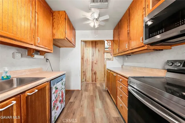 $899,900 | 4636 East Ave H, Lancaster, CA 93535