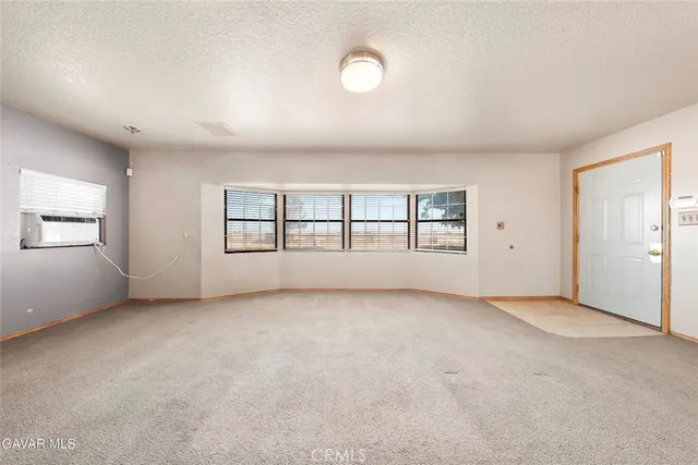 $899,900 | 4636 East Ave H, Lancaster, CA 93535