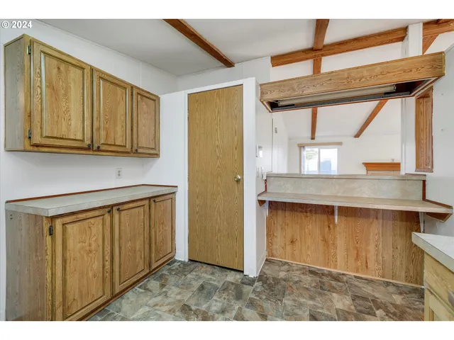 $49,900 | 570 North 10th Avenue, Unit 10, Cornelius, OR 97113