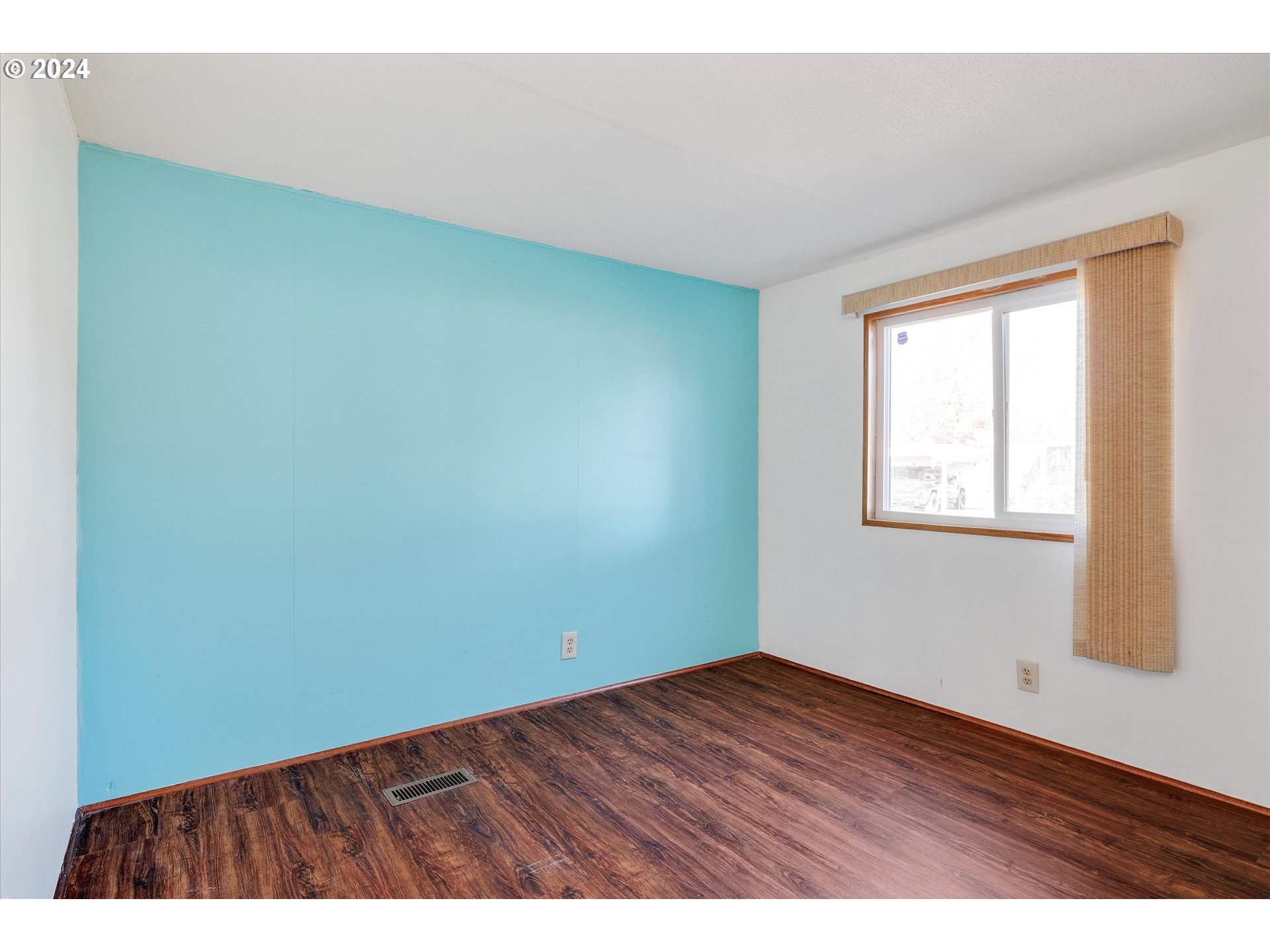 570 North 10th Avenue, Unit 10 Cornelius, OR 97113 - Photo 24 of 33