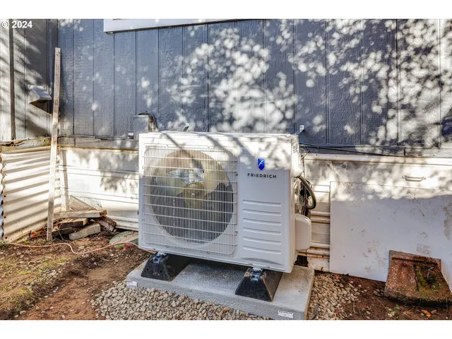 $49,900 | 570 North 10th Avenue, Unit 10, Cornelius, OR 97113