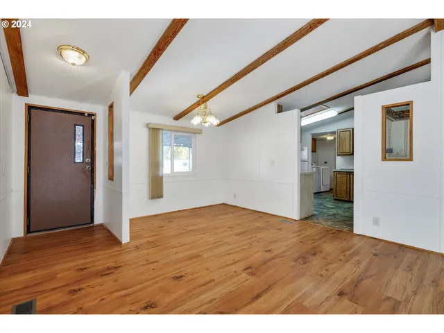 $49,900 | 570 North 10th Avenue, Unit 10, Cornelius, OR 97113