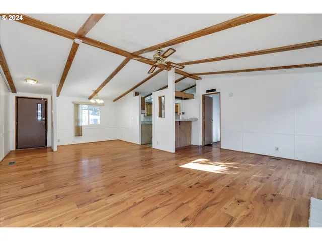 $49,900 | 570 North 10th Avenue, Unit 10, Cornelius, OR 97113