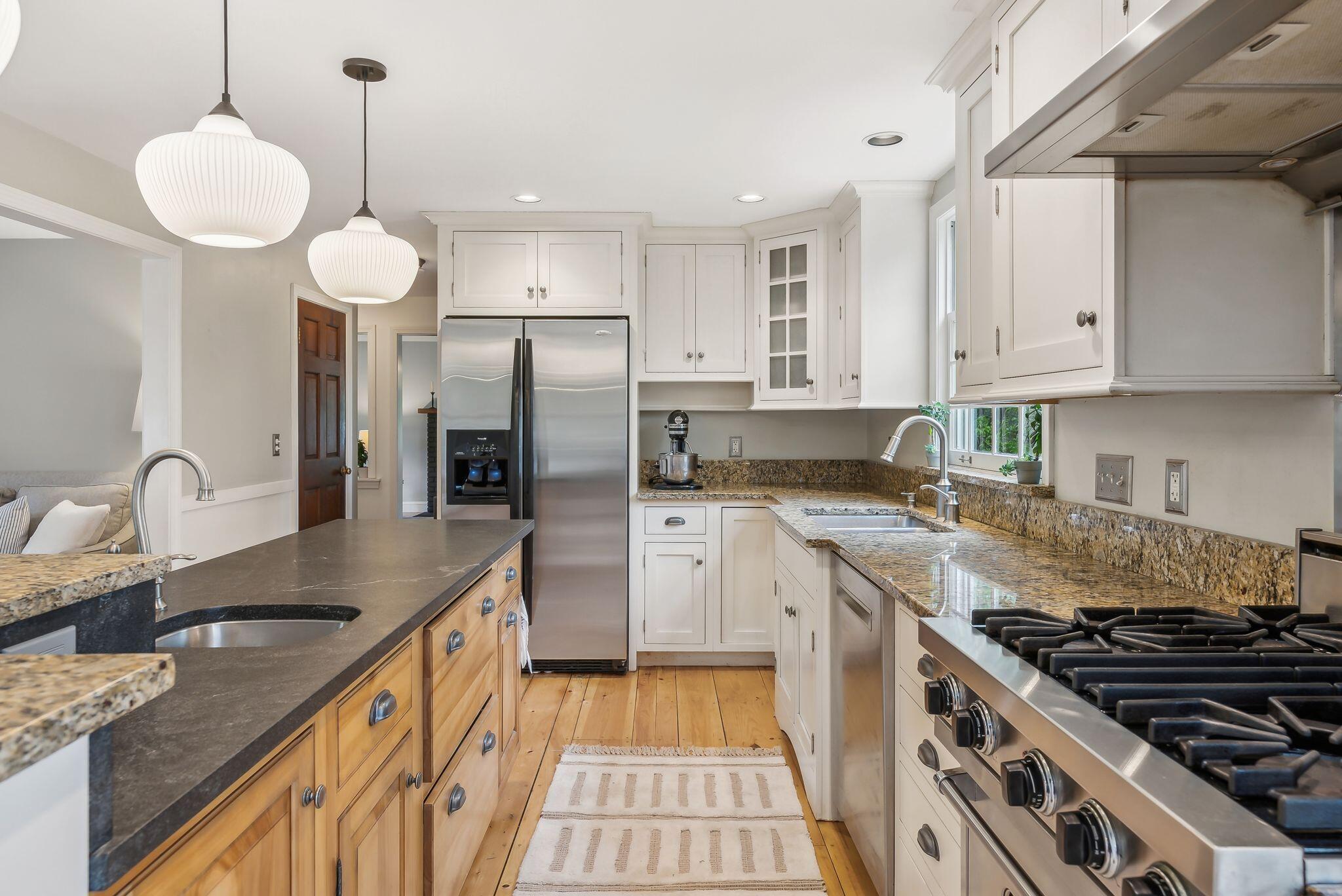 26 Hunts Point Road Cape Elizabeth, ME 04107 - Photo 1 of 60 26 Hunts Point