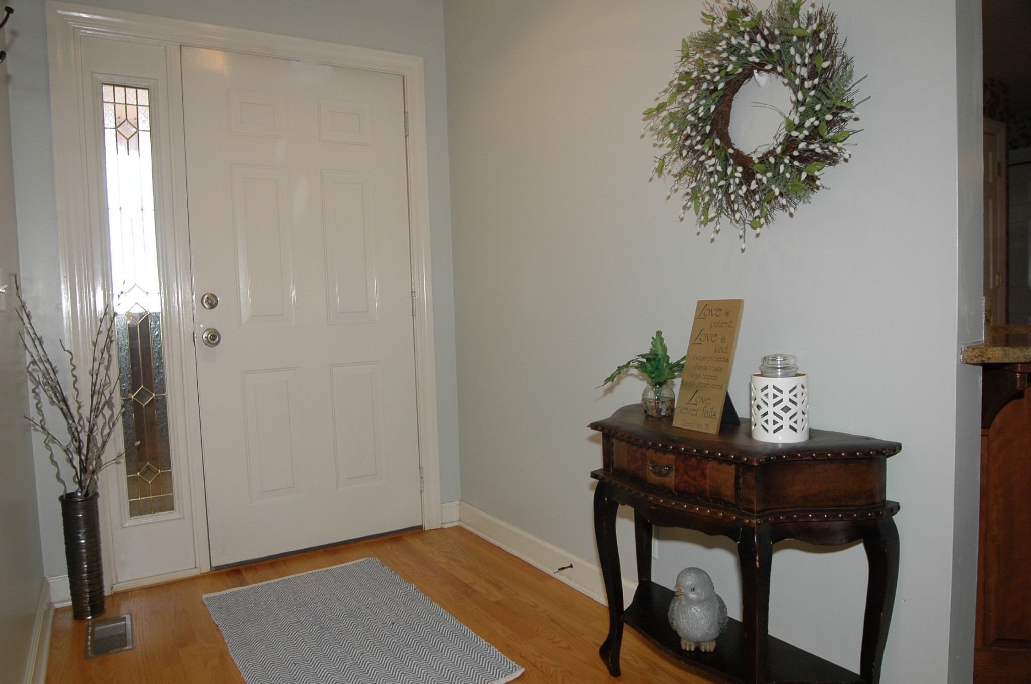 4607 Washington Road Greenbrier, TN 37073 - Photo 5 of 40 a view of a hallway with seating area