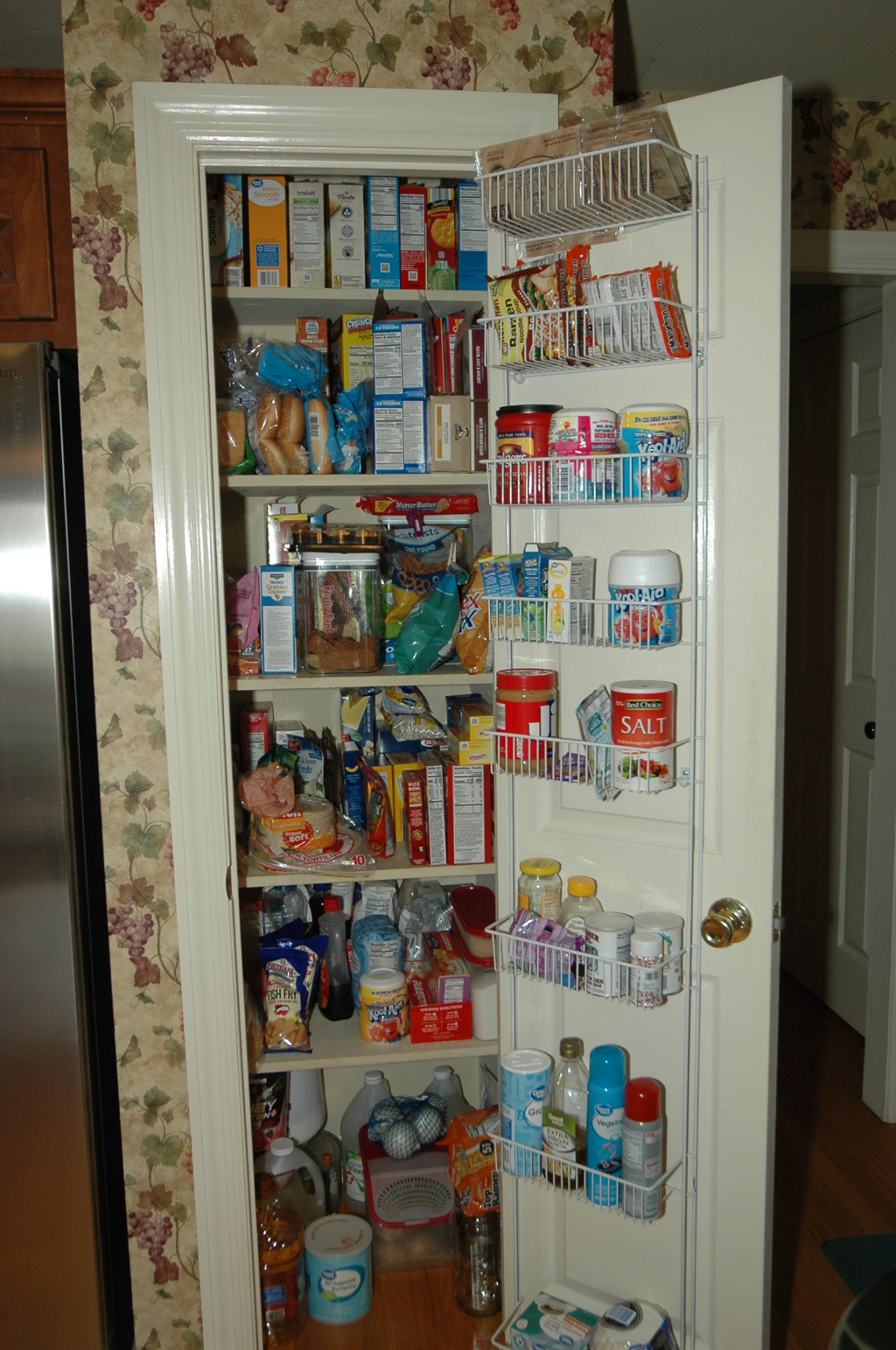 4607 Washington Road Greenbrier, TN 37073 - Photo 9 of 40 a room with lots of different kinds of stuff