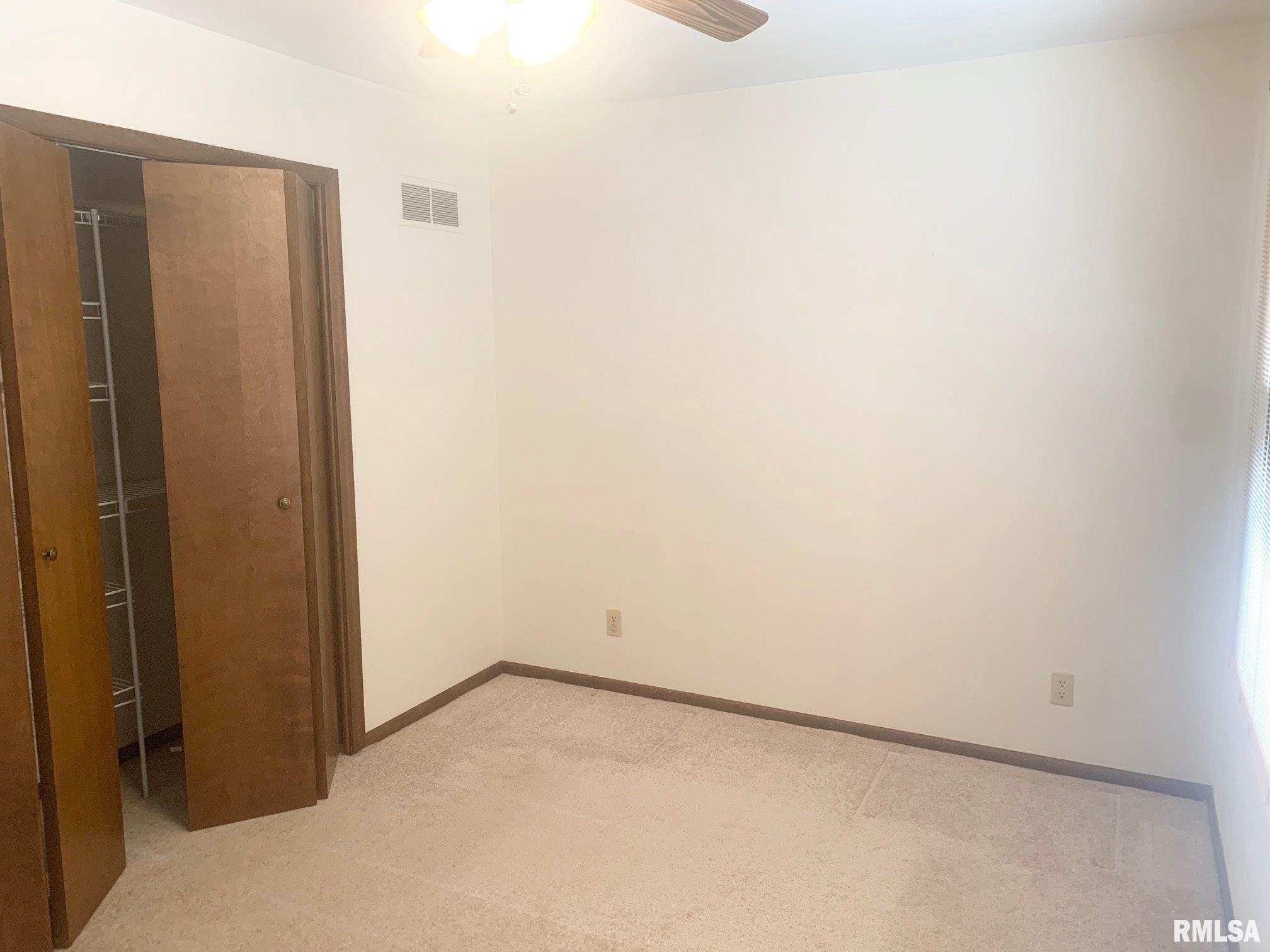 17241 River View Road Petersburg, IL 62675 - Photo 18 of 34 Gallery Image 18