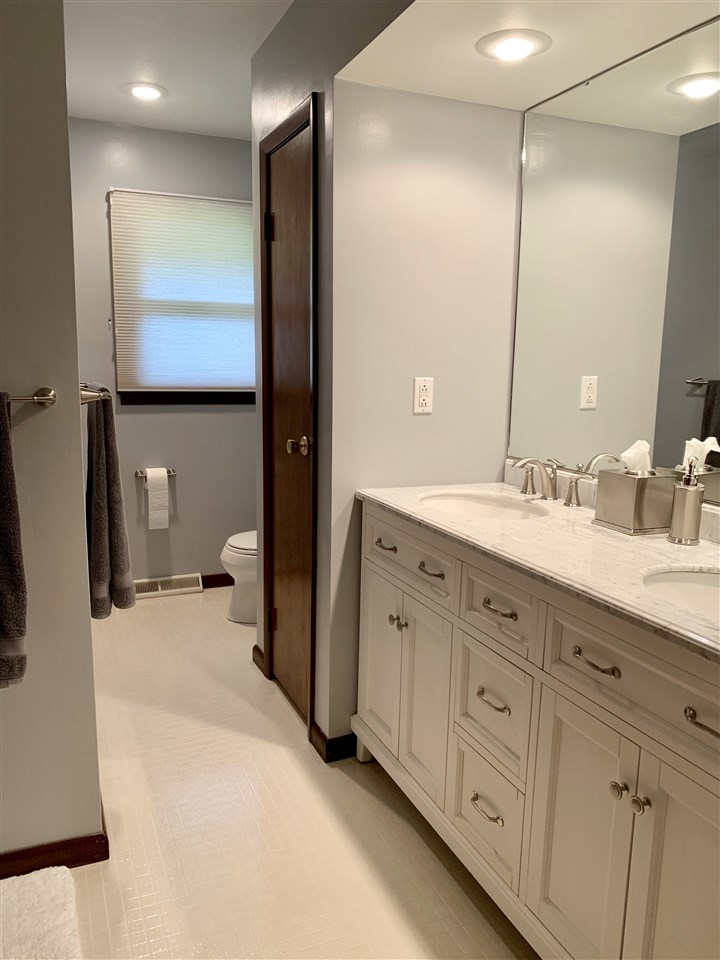 17241 River View Road Petersburg, IL 62675 - Photo 19 of 34 Gallery Image 19