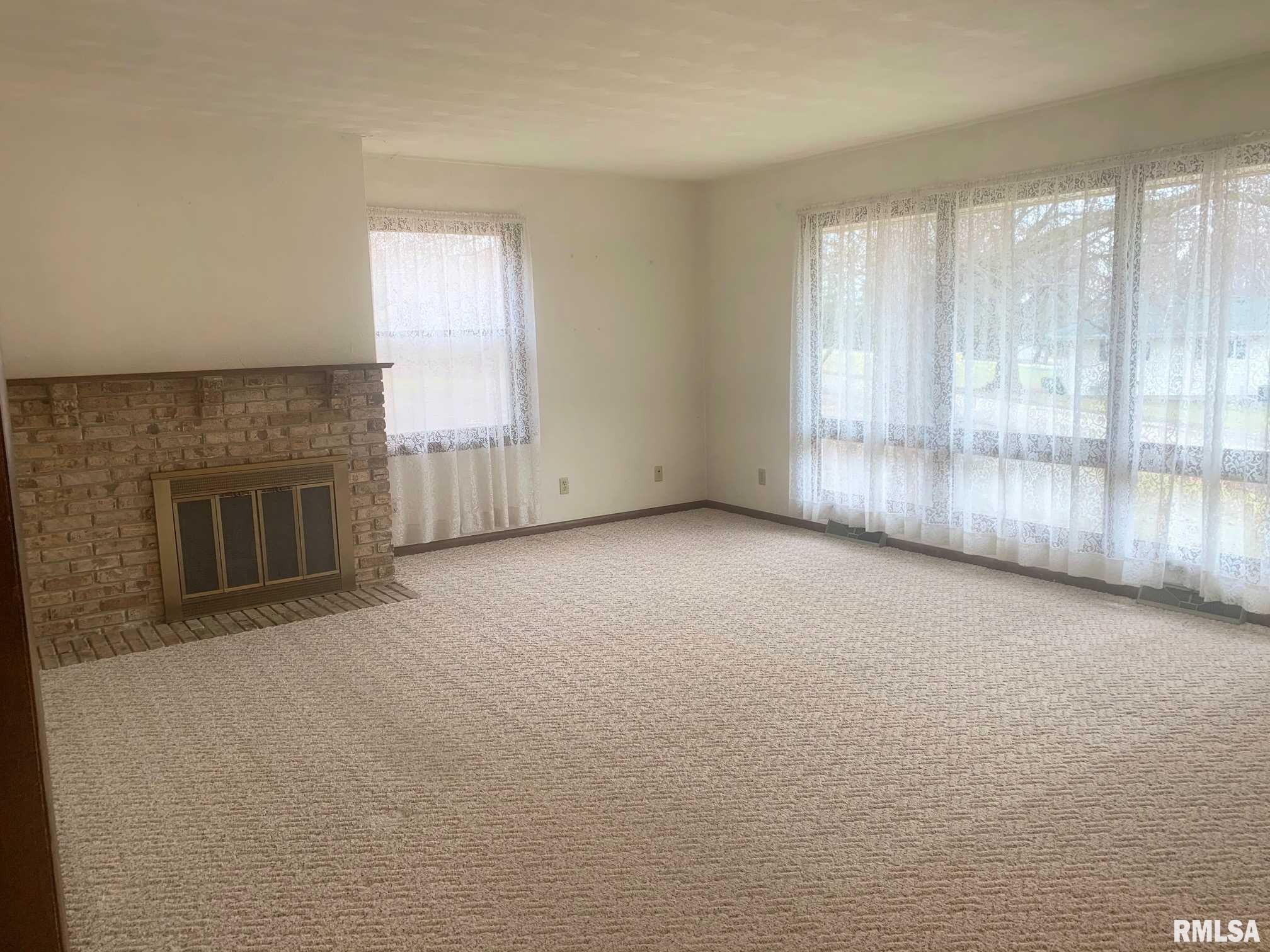 17241 River View Road Petersburg, IL 62675 - Photo 2 of 34 Gallery Image 2