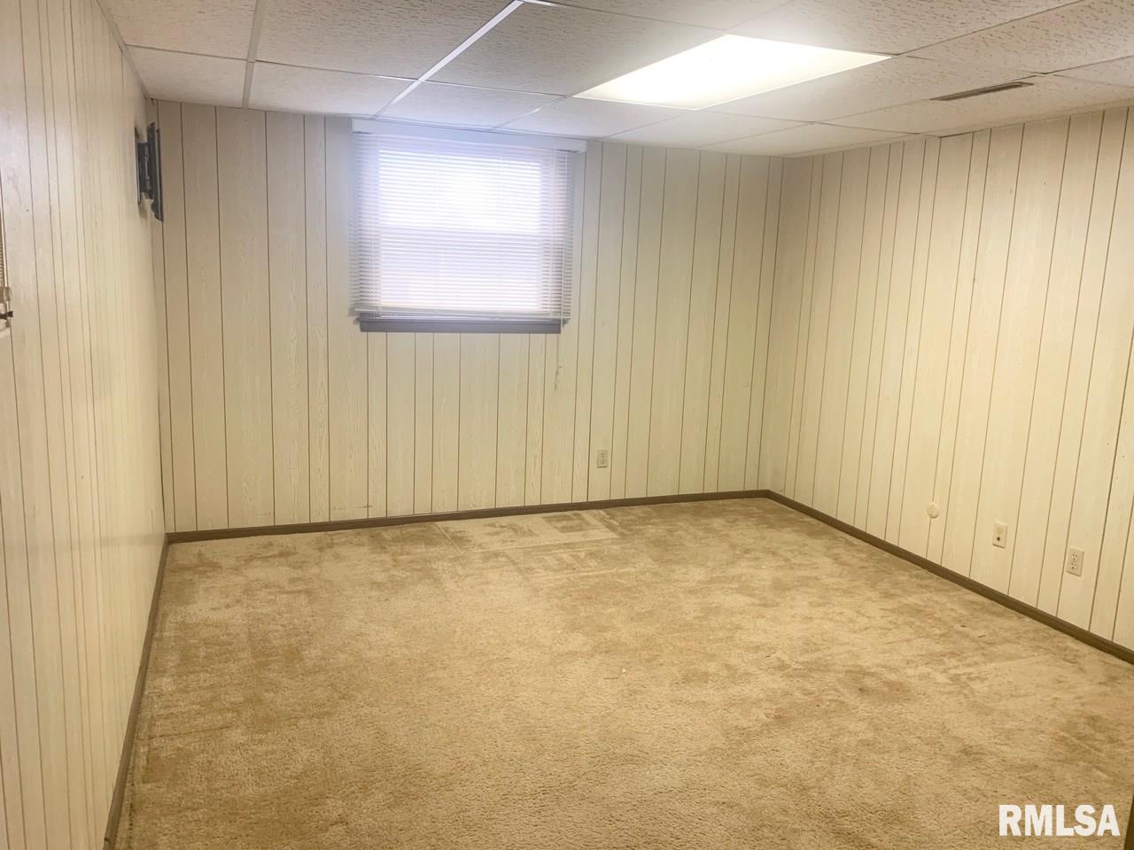 17241 River View Road Petersburg, IL 62675 - Photo 23 of 34 Gallery Image 23