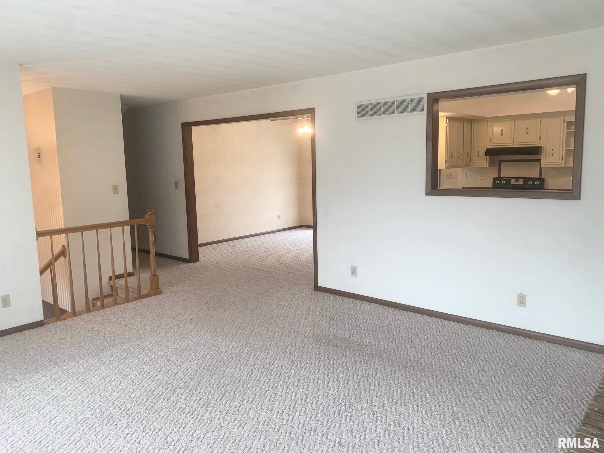 17241 River View Road Petersburg, IL 62675 - Photo 4 of 34 Gallery Image 4