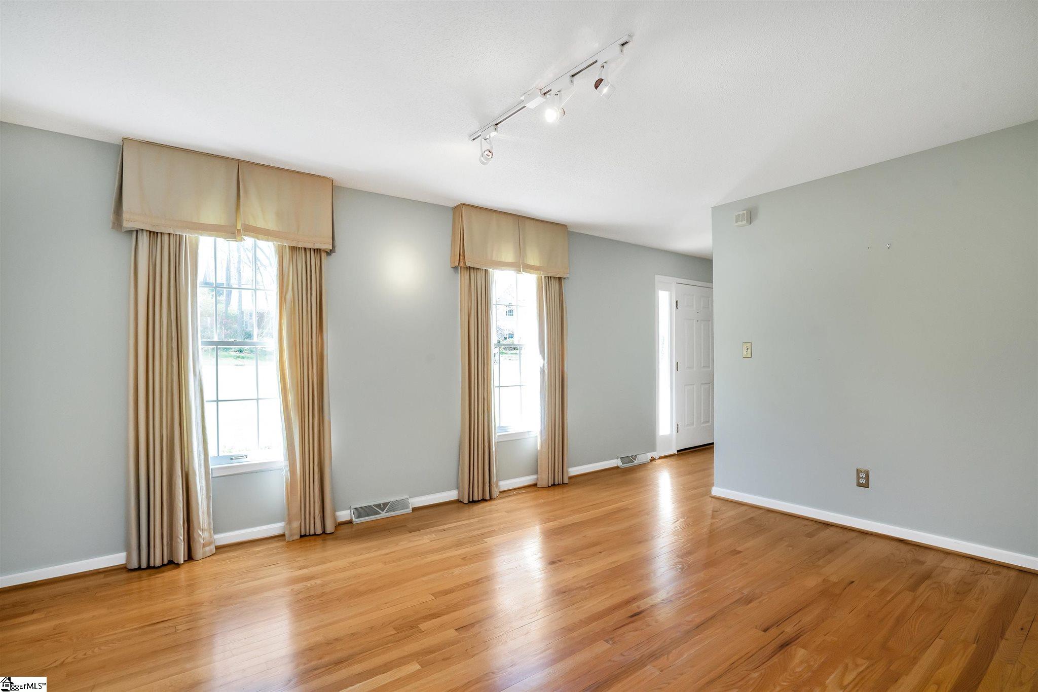 359 Round Ridge Road Spartanburg, SC 29302 - Photo 7 of 23 Gallery Image 7