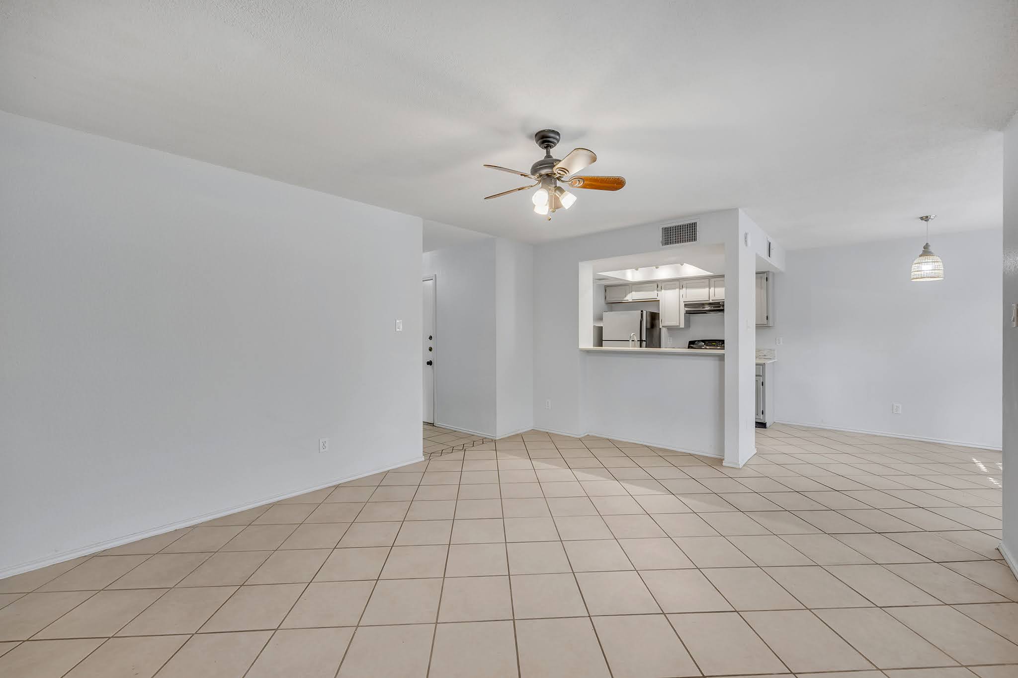 8102 Tuscarora Trail, Unit A Austin, TX 78729 - Photo 8 of 35 a view of an empty room