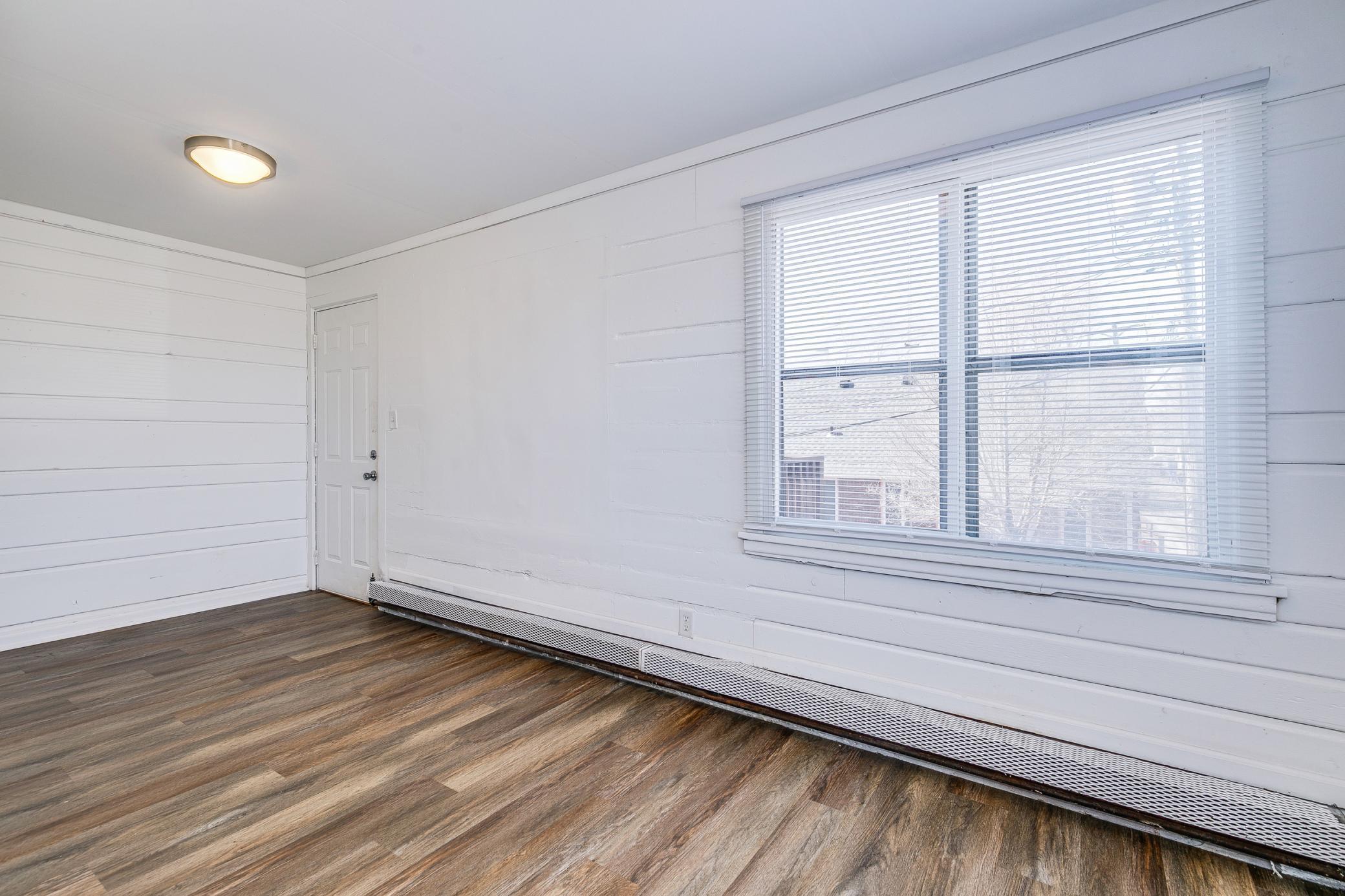 609 Dale Street North St. Paul, MN 55103 - Photo 15 of 44