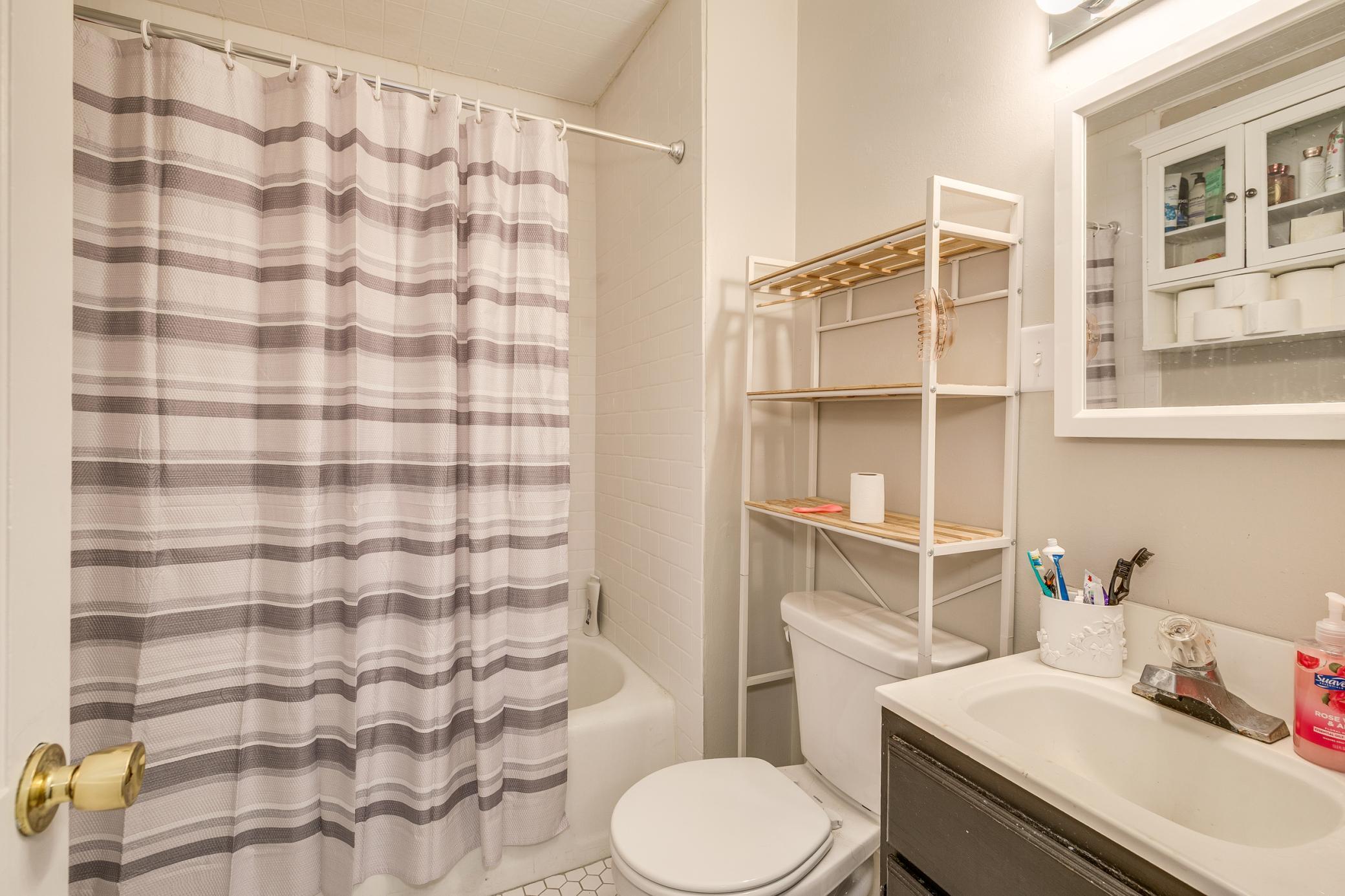 609 Dale Street North St. Paul, MN 55103 - Photo 22 of 44