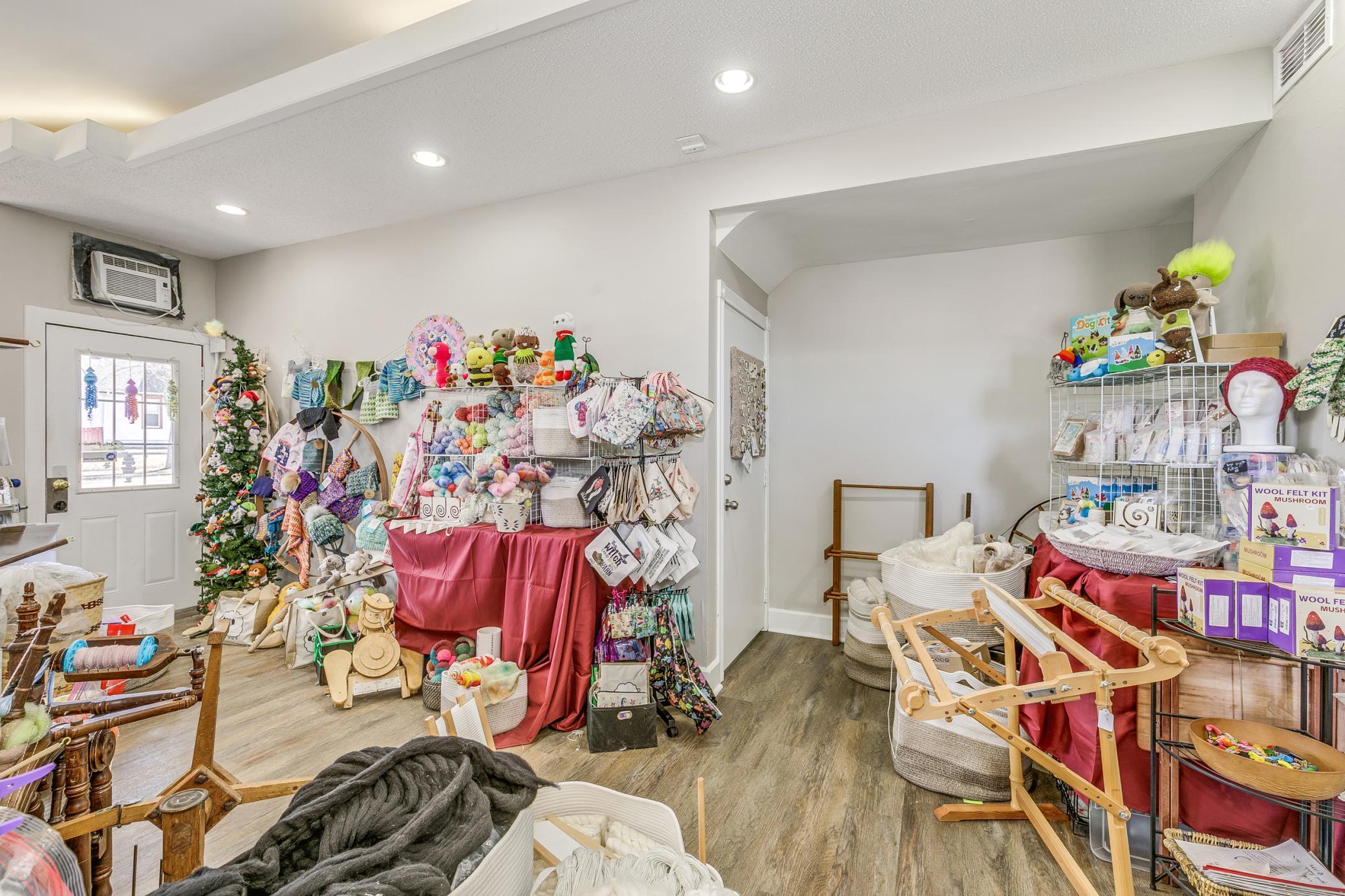 609 Dale Street North St. Paul, MN 55103 - Photo 30 of 44