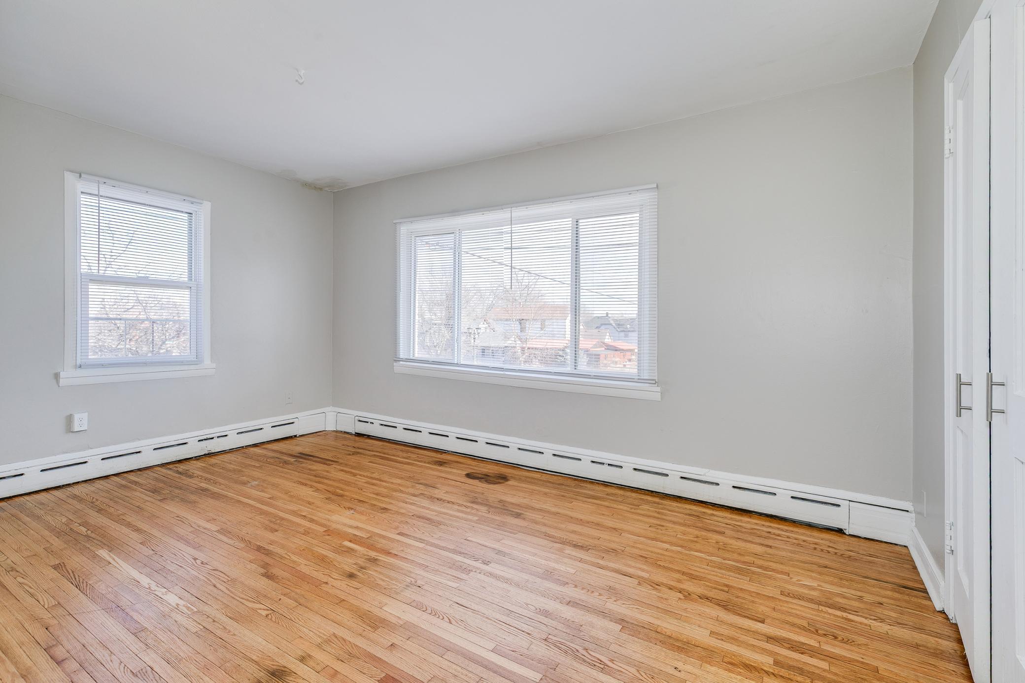 609 Dale Street North St. Paul, MN 55103 - Photo 8 of 44