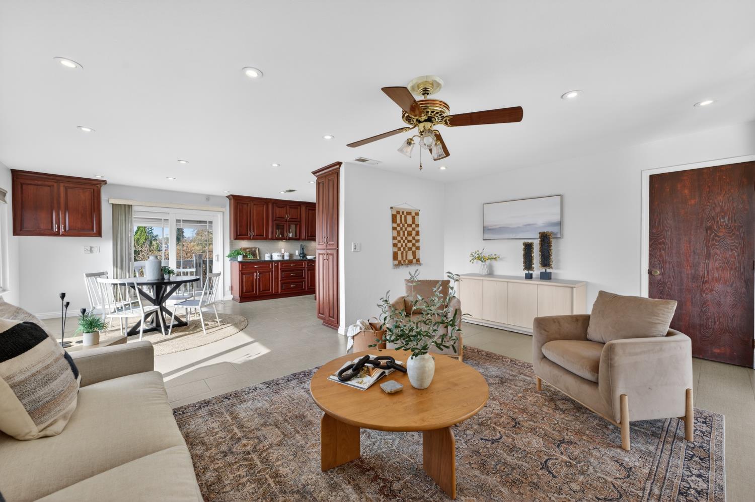 3006 Scenic Heights Way Carmichael, CA 95608 - Photo 25 of 76