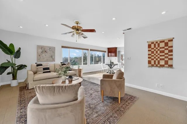 $950,000 | 3006 Scenic Heights Way, Carmichael, CA 95608