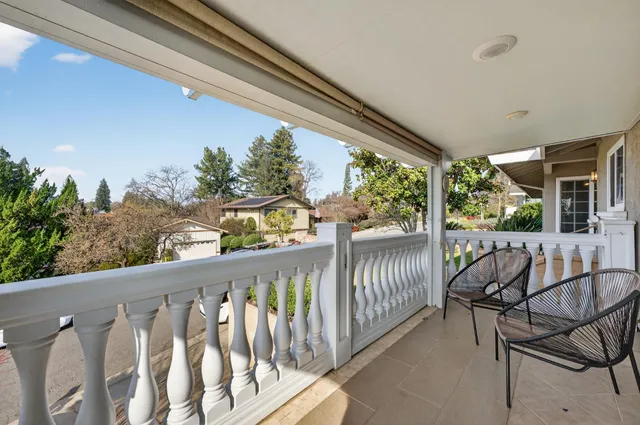 $950,000 | 3006 Scenic Heights Way, Carmichael, CA 95608