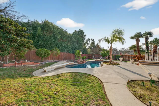 $950,000 | 3006 Scenic Heights Way, Carmichael, CA 95608