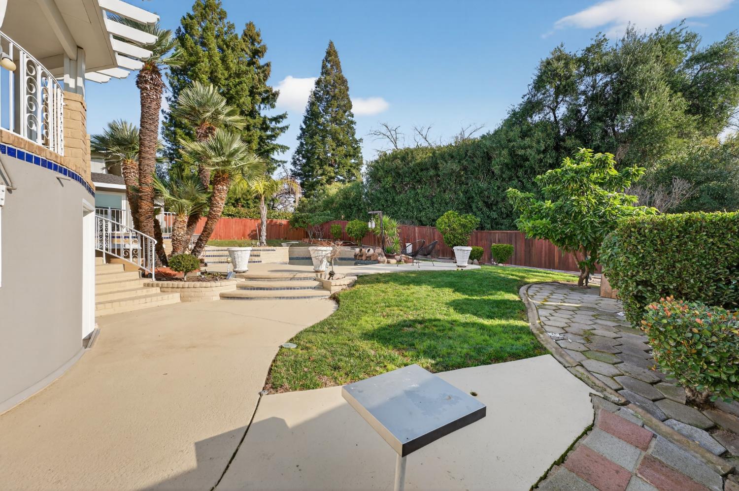 3006 Scenic Heights Way Carmichael, CA 95608 - Photo 46 of 76