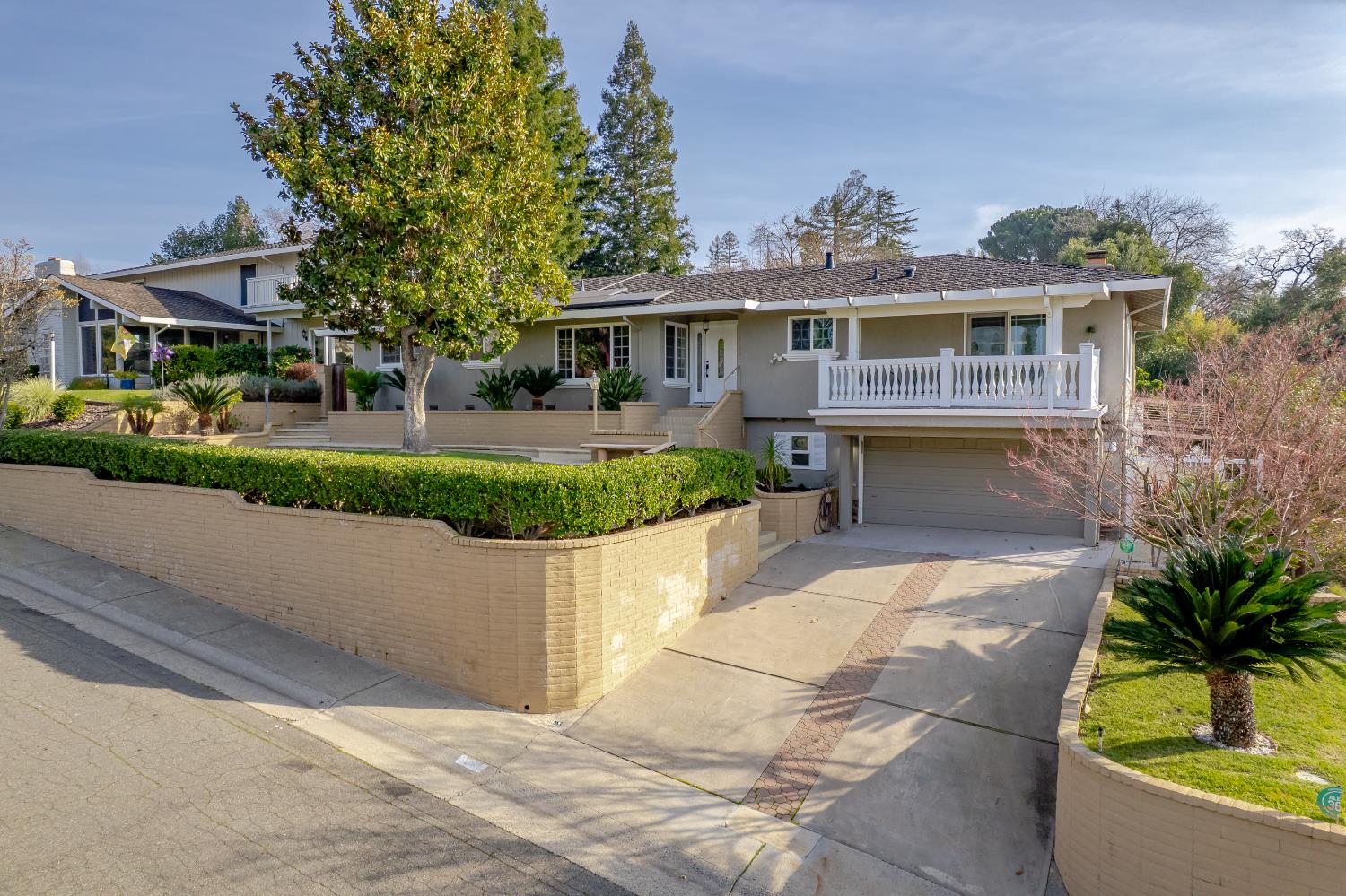 3006 Scenic Heights Way Carmichael, CA 95608 - Photo 5 of 76